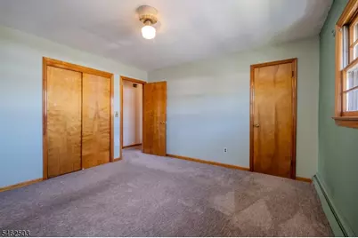 34 Cottage Pl, Garfield, NJ 07026 - Photo 18