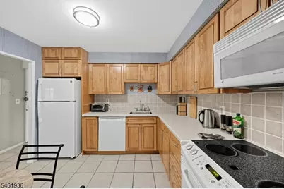 18 Prospect St #C4A, South Orange, NJ 07079 - Photo 4
