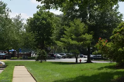 1104 Sage Ct #1104, Mahwah Twp., NJ 07430 - Photo 2