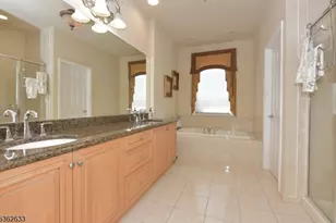 3 Sky View Dr, North Haledon, NJ 07508 - Photo 14
