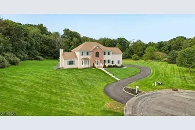 16 Ponderosa Trl, Sparta Township, NJ 07871 - Photo 2