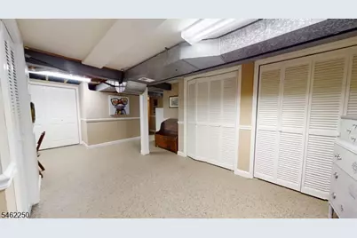 25 Stonegate Dr, Roseland, NJ 07068 - Photo 30
