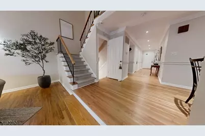 25 Stonegate Dr, Roseland, NJ 07068 - Photo 16