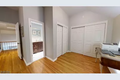 25 Stonegate Dr, Roseland, NJ 07068 - Photo 26