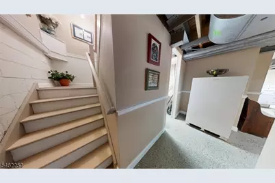 25 Stonegate Dr, Roseland, NJ 07068 - Photo 28