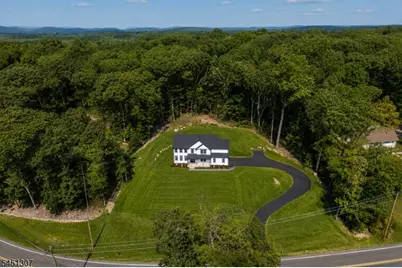 477 W Hill Rd, Lebanon Township, NJ 08826 - Photo 2