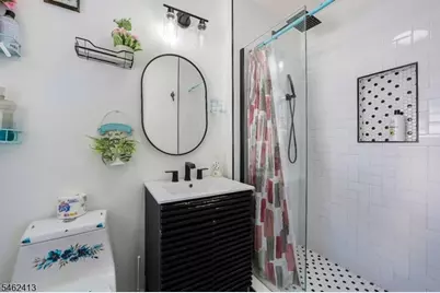 1511 Essex Ave, Linden, NJ 07036 - Photo 24