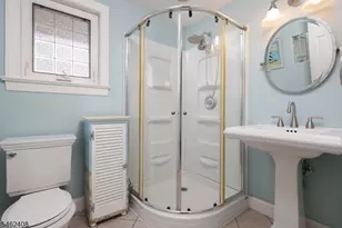 525 Princeton Rd, Linden, NJ 07036 - Photo 14