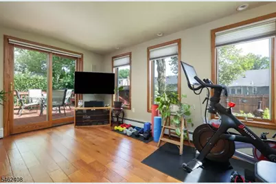 525 Princeton Rd, Linden, NJ 07036 - Photo 20
