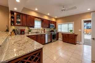 17 Porter Ave, Newark, NJ 07112 - Photo 8