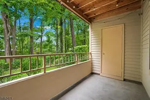 503 Chester Ct, Helmetta, NJ 08828 - Photo 26