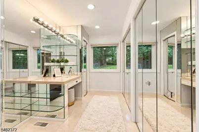 76 Mohawk Rd, Millburn, NJ 07078 - Photo 22