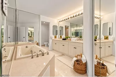 76 Mohawk Rd, Millburn, NJ 07078 - Photo 24