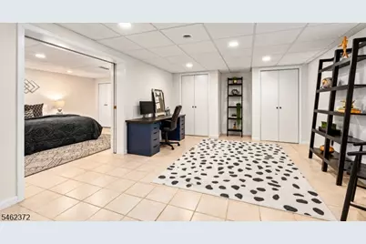 76 Mohawk Rd, Millburn, NJ 07078 - Photo 34