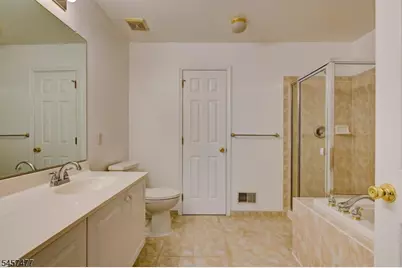 103 Cricket Hill Cir, South Brunswick Township, NJ 08540 - Photo 20