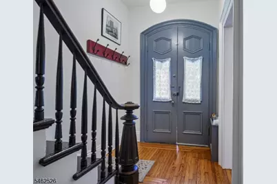 46 Monroe Pl, Bloomfield, NJ 07003 - Photo 6