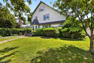 1326 Chetwynd Ave, Plainfield, NJ 07060 - Photo 2