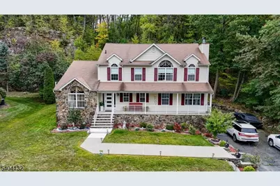 22 Cherbourg Dr, West Milford, NJ 07480 - Photo 2