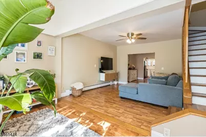 51 Ringwood Ave, Pompton Lakes, NJ 07442 - Photo 8