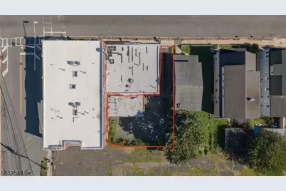 122 Myrtle Ave, Irvington, NJ 07111 - Photo 1