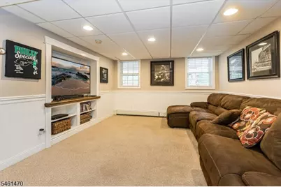 22 Sloping Hill Ter, Wayne, NJ 07470 - Photo 32