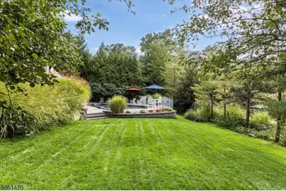 22 Sloping Hill Ter, Wayne, NJ 07470 - Photo 46