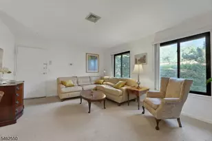 50 Rock Rd, Hawthorne, NJ 07506 - Photo 8
