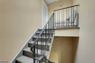 50 Rock Rd, Hawthorne, NJ 07506 - Photo 18