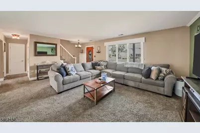2 Renault Dr, Mount Olive, NJ 07836 - Photo 4
