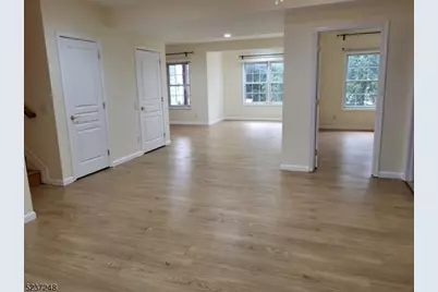 112 Independence Trl #112, Totowa, NJ 07512 - Photo 22