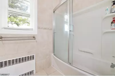160 Bridge St, Roselle Park, NJ 07204 - Photo 14