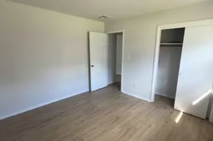 211 E 9th Ave, Roselle, NJ 07203 - Photo 6