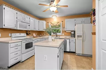 28 Alpine Dr, Denville, NJ 07834 - Photo 16