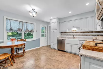 19 McCann Mill Rd, Tewksbury Township, NJ 07979 - Photo 14