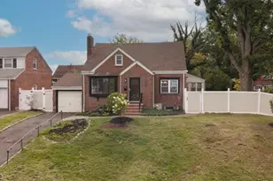 303 Huntington Rd, Union Township, NJ 07083 - Photo 2