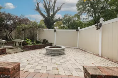 303 Huntington Rd, Union Township, NJ 07083 - Photo 46