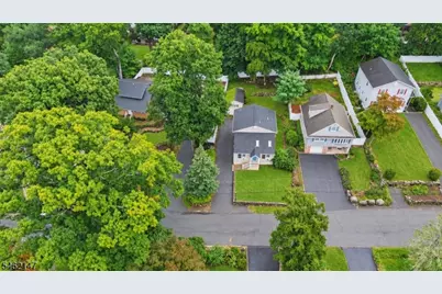 17 Pequot Rd, Ringwood, NJ 07456 - Photo 46