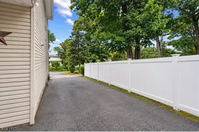 17 Pequot Rd, Ringwood, NJ 07456 - Photo 42