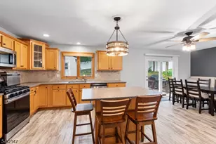 17 Pequot Rd, Ringwood, NJ 07456 - Photo 12