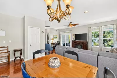 23 Constitution Way, Franklin Township, NJ 08873 - Photo 18