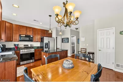 23 Constitution Way, Franklin Township, NJ 08873 - Photo 16