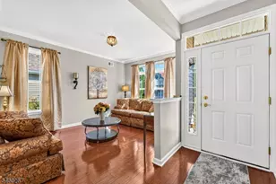 23 Constitution Way, Franklin Township, NJ 08873 - Photo 4