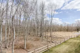 17 DeCroce Ct, Parsippany, NJ 07054 - Photo 20
