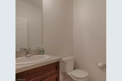 17 Decroce Ct, Parsippany, NJ 07054 - Photo 6