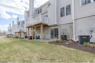 17 Decroce Ct, Parsippany, NJ 07054 - Photo 18