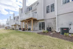 17 DeCroce Ct, Parsippany, NJ 07054 - Photo 18