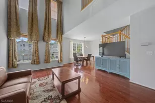 7 Caroline Foster Ct, Morris Township, NJ 07960 - Photo 4