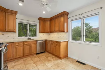 2 Avery Ct, Madison, NJ 07940 - Photo 8