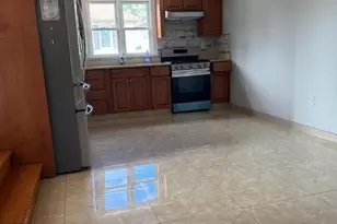 229 Thomas Ave, Lyndhurst Township, NJ 07071 - Photo 6