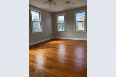 229 Thomas Ave, Lyndhurst Township, NJ 07071 - Photo 10
